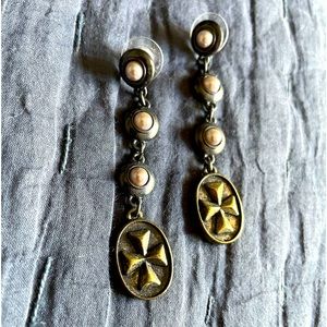 Post style dangle statement earrings in gold and black with stones